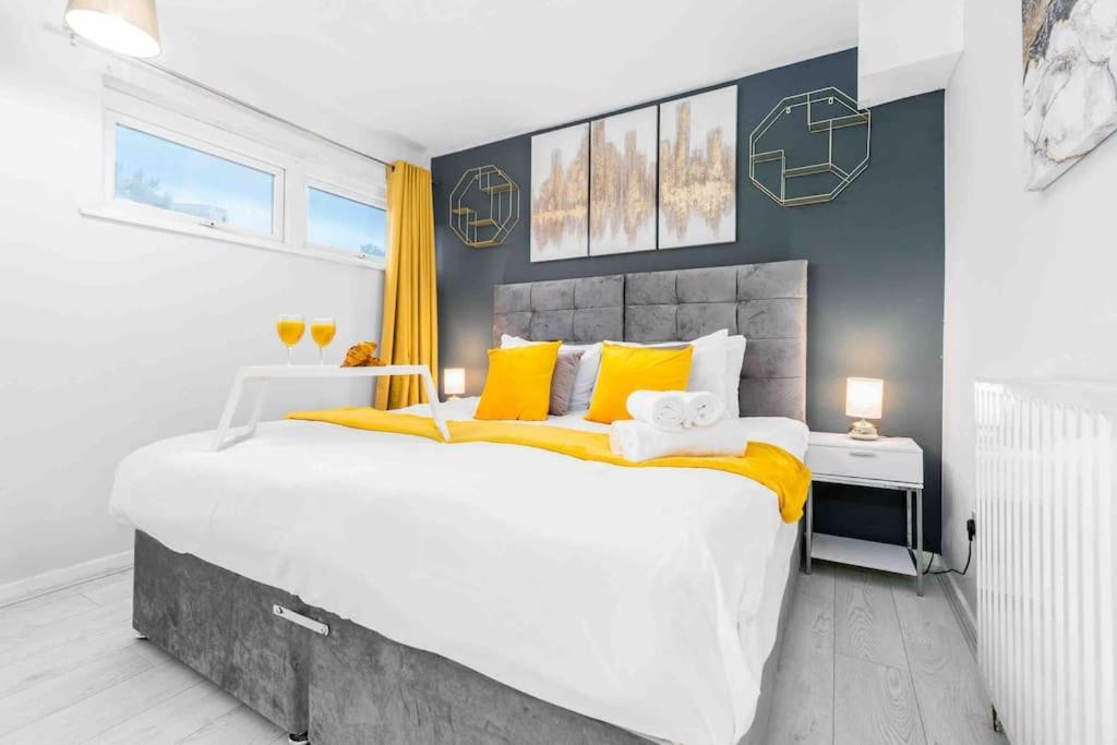 ✪Central✪6Bed✪ Parking✪Pool Table✪Private Patio ✪ เบอร์มิงแฮม ภายนอก รูปภาพ